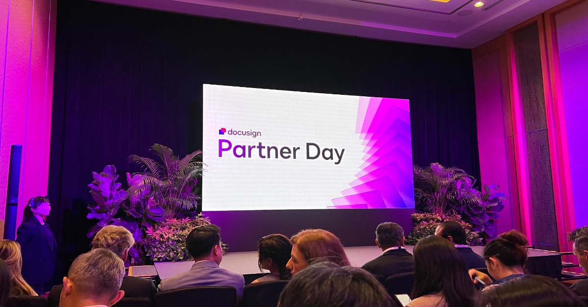 Global Digital 在Partner Day上的合照 (GD Vicki, Quest, Ray, DocuSign VP Kartik, SD Kelly Yu.)